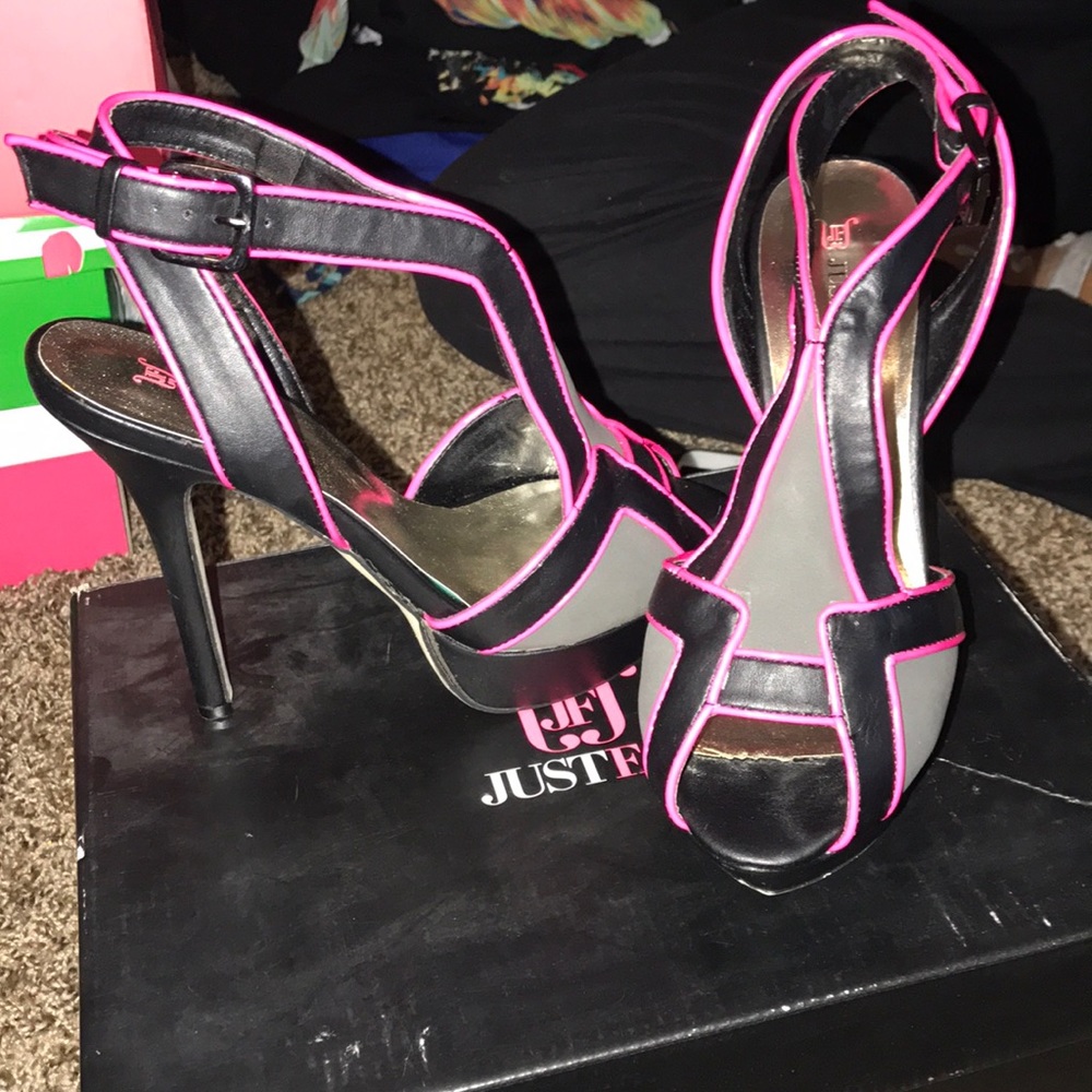 Heels pink and black